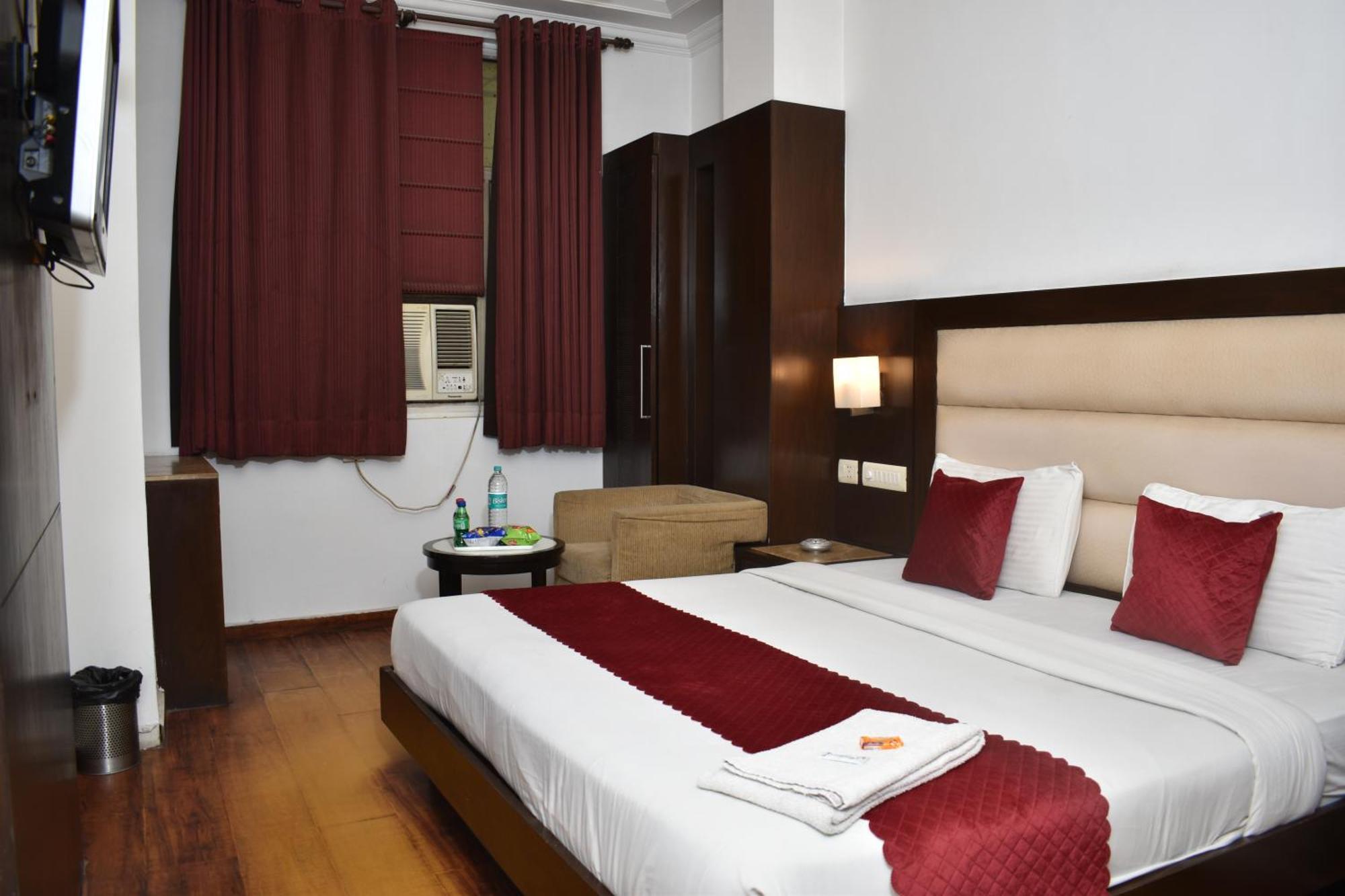 Hotel Chanchal Continental - 02 Mins From New Delhi Railway Station エクステリア 写真