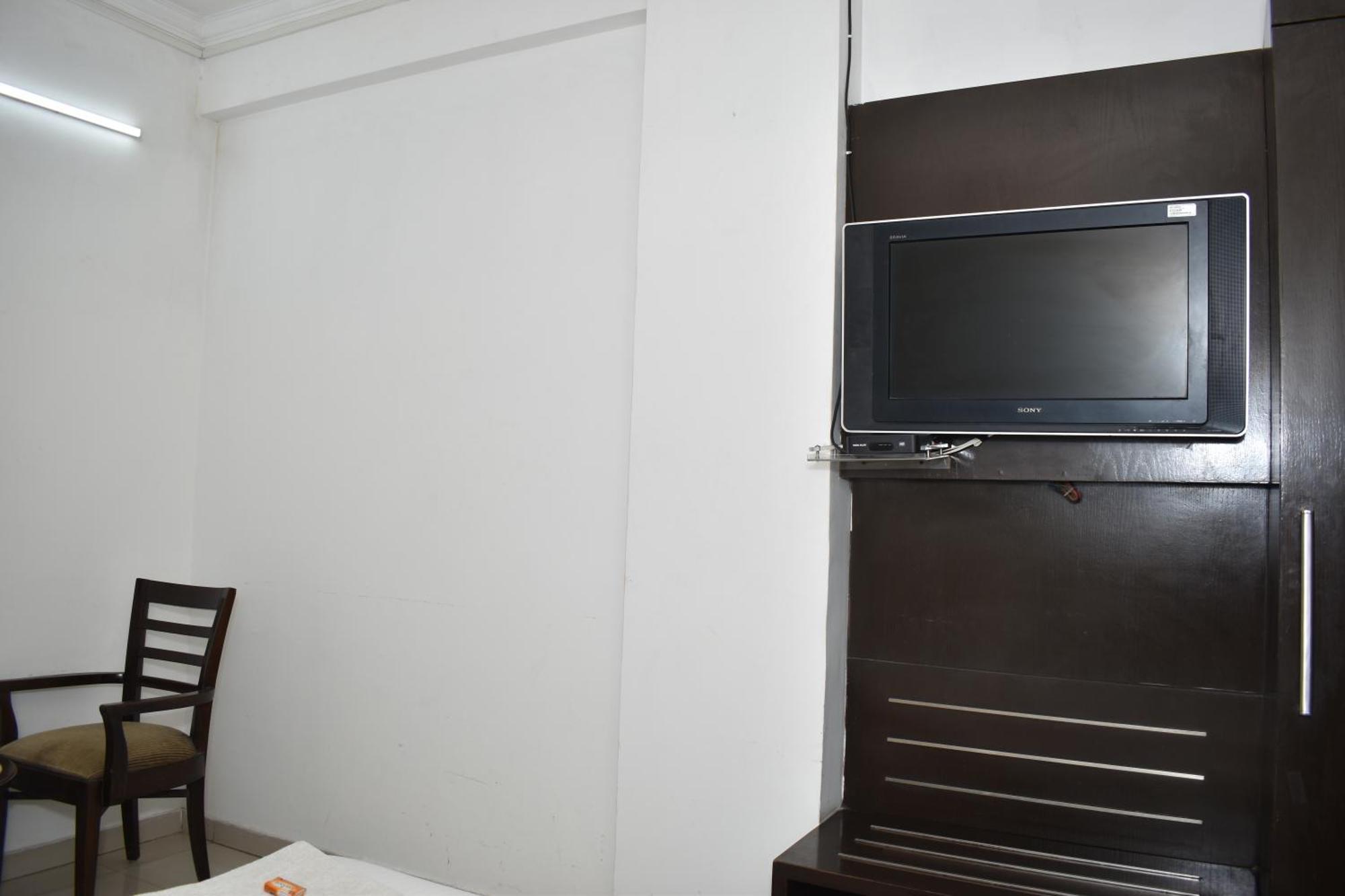 Hotel Chanchal Continental - 02 Mins From New Delhi Railway Station エクステリア 写真